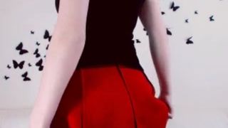 Hunnyb@nani has deceivingly big boobs