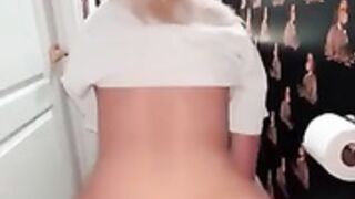 Therealbrittfit New BG Bathroom sex