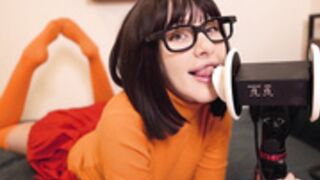 Diddly ASMR velma cosplay