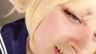 EI - cosplaying stepsister