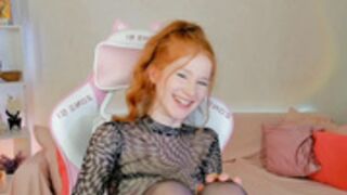 Madeline_Jackson aka leahsthetics dildo suck and ahegao