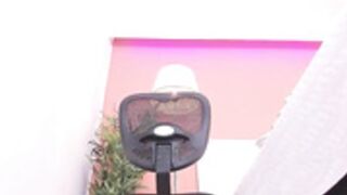 sophie18_ dildo fuck, squats, close up