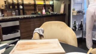 maryymme braless cooking 3