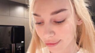 maryymme cooking braless 2