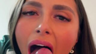 Caryn Beaumont - Milking 🍼 Cum & Cum Eating