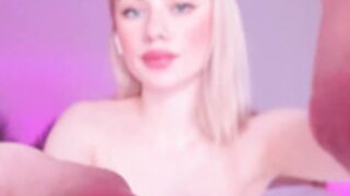 kittymeow_xxx Opening pussy from close up, 4 fingers