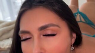 Caryn Beaumont - Milk 🍼 Job & Swallows 🥵 Cum