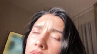 Oxyana Naked Hot Playing with Herself