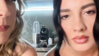 Oxyana Naked Hot Lesbian kissing Spanking