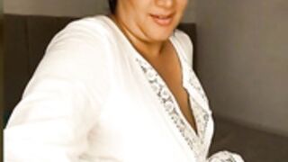 keilymadam ass finger