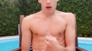 Romeo_twink jerking off