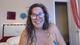 Exhibitionist mother flashing of naughty masturbating