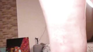 iara_mi huge dildo anal ride