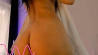 Dr_Isabel 24