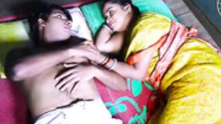 indian hotwife cheating 4