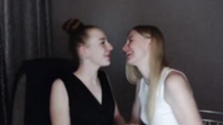 maria_paynex hot kiss 2