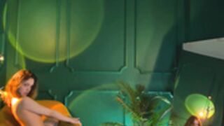 alice_tucci short nude dance