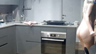 Marylin and Mati with Amalia dance kissing and have fun