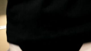 1i1ypa1mer shows pussy in doggy 25 (close up)