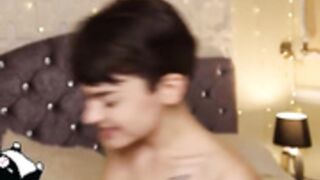 tamagochi , auddicted 19 2