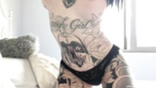 pennysuicide twerking tease