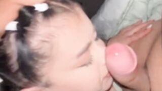 Andreea.kg19 blowjob