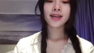 the debut of (no nude) xiaokeaime- her sound was not on