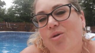 PAWG Lily in the pool