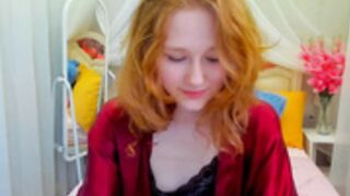 Lexi_Rey 2024-04-24 hand bra (nn)