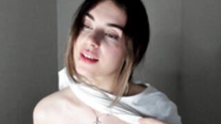 _elizabethmoss - handbra