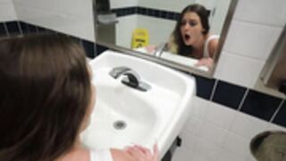 Babykaitt Fucked & cumshot At The Airport
