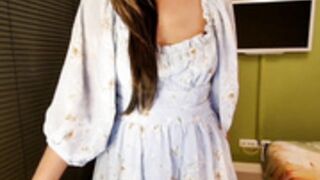 MissMasie trying on dresses