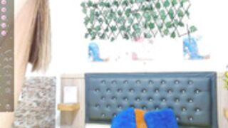 Princess_martinez bouncing her boobs