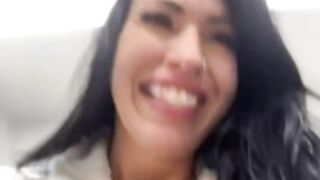 annablisss bathroom squirt