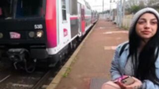 Roma Amor ⭐️ Cute Chilean Friend In A Public Train