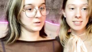Jitoon_Exe lesbian