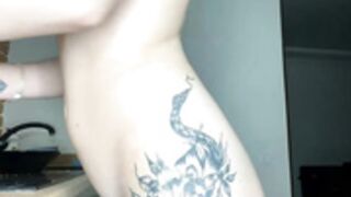 cute_bubbles walking around naked in the kitchen