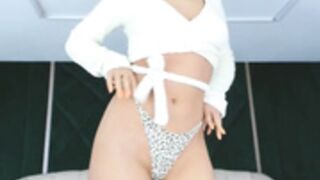 denise-garcia_2023-12-06