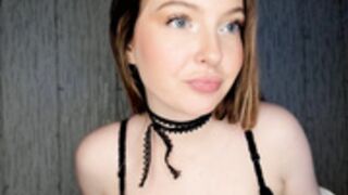 charlottewalker playing with her tits