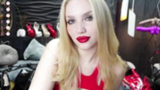 mistress_darsy - more cleavage