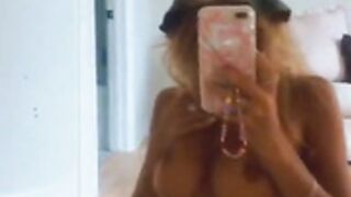 Sierra Skye - Nude Mirror Tease