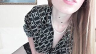 Tixxy uses vibrator and rubs 2024_06_01