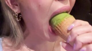 naomieast - 048