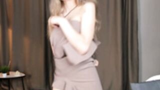 Taitehambelton nipslop in private show 6.17.24