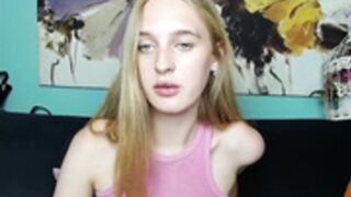 lillymeme - sup tease