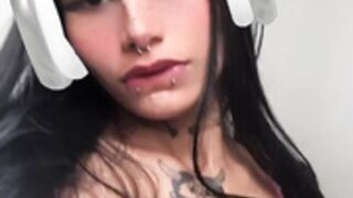 Noami Katty - 1