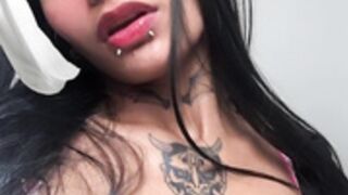 Noami Katty - 1