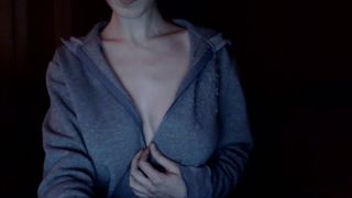 D@phn3Lor3l3i/@cr1d@m0eb@/Ecn31t@p/etc braless tease