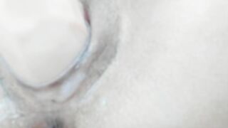 Hanna 230916 2735 VeryCloseUpDildo