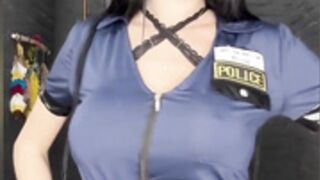 Tina Mazeratti 4